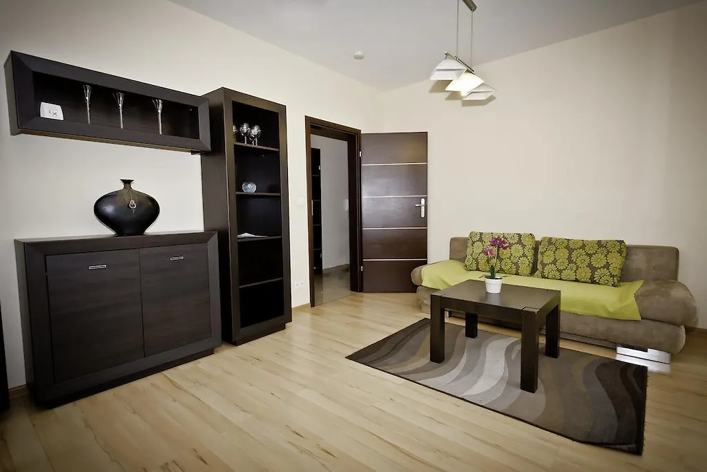 Senator Warsaw Apartments 0*,  Польша