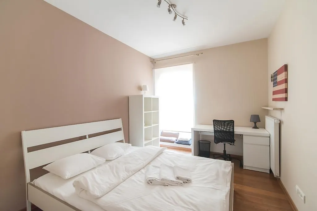 Senator Warsaw Apartments Pologne